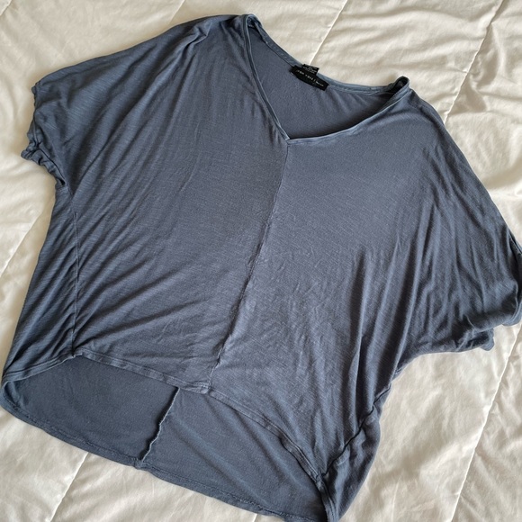 Blue Top - Picture 1 of 5